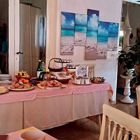 לידו די קאמאיורה Hotel Ristorante La Terrazza מראה חיצוני תמונה