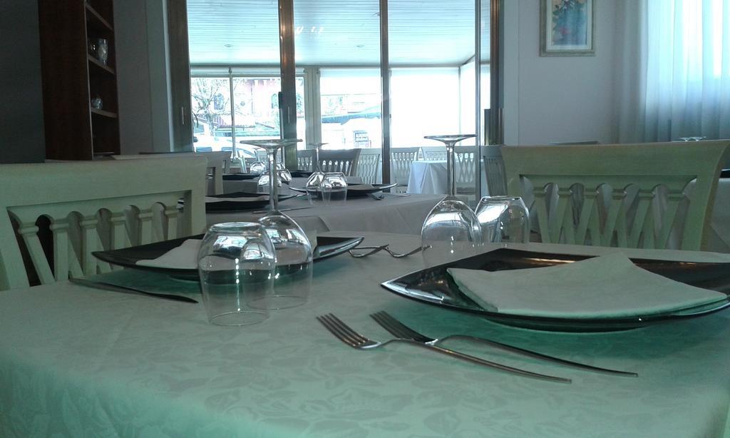 לידו די קאמאיורה Hotel Ristorante La Terrazza מראה חיצוני תמונה