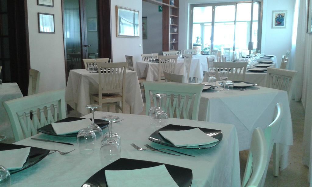 לידו די קאמאיורה Hotel Ristorante La Terrazza מראה חיצוני תמונה