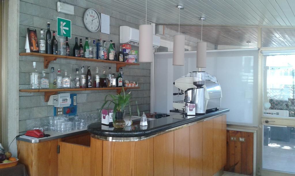 לידו די קאמאיורה Hotel Ristorante La Terrazza מראה חיצוני תמונה