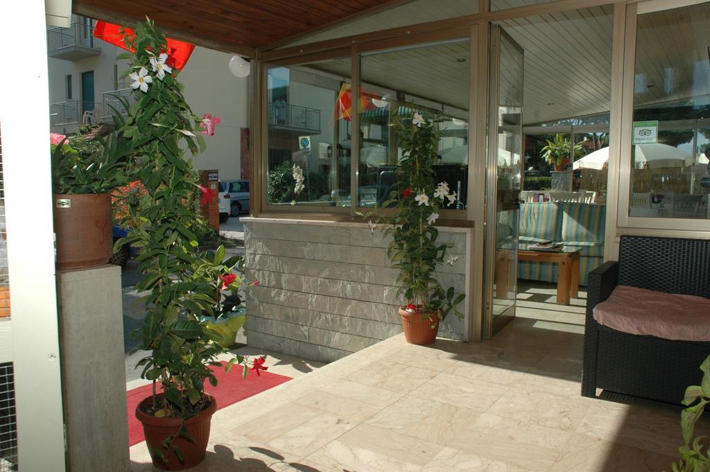 לידו די קאמאיורה Hotel Ristorante La Terrazza מראה חיצוני תמונה